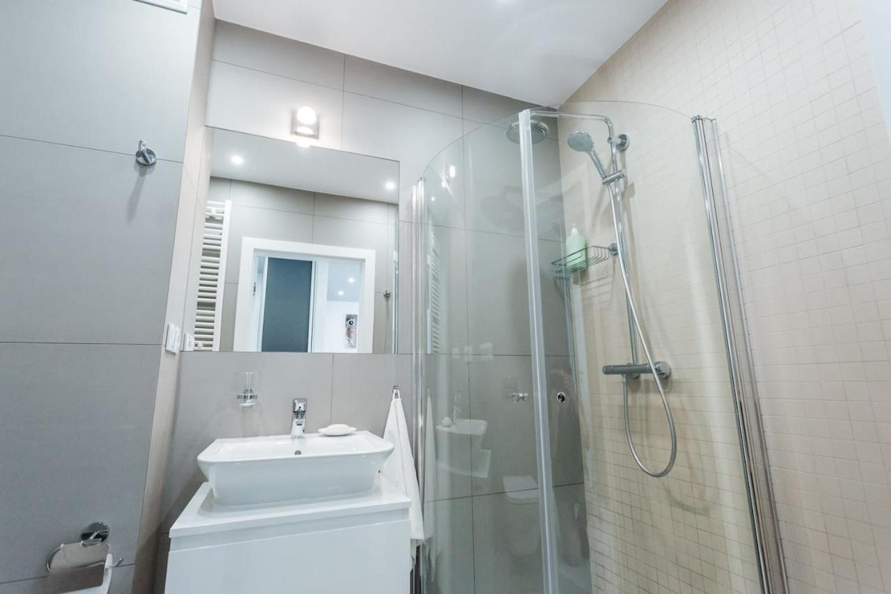 Nica Old Town Free Parking Spacious Sunny Terrace كراكوفيا المظهر الخارجي الصورة